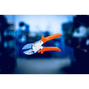 Löwe 1105, aambeeldschaar/recht, 40 mm