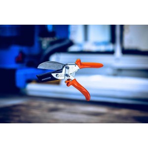 Löwe 3605,/HÜ cable duct cutter